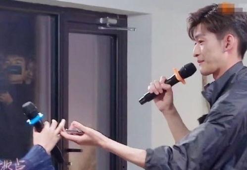 吃瓜表白女生视频