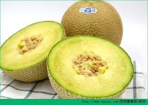 孩子吃哈密瓜嘴唇,孩子嘴唇的奇妙变化